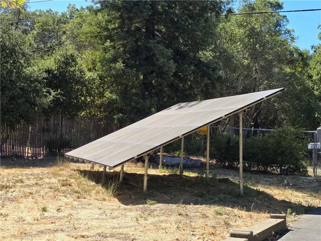 85 Hiatt Road, Cloverdale, California 95425