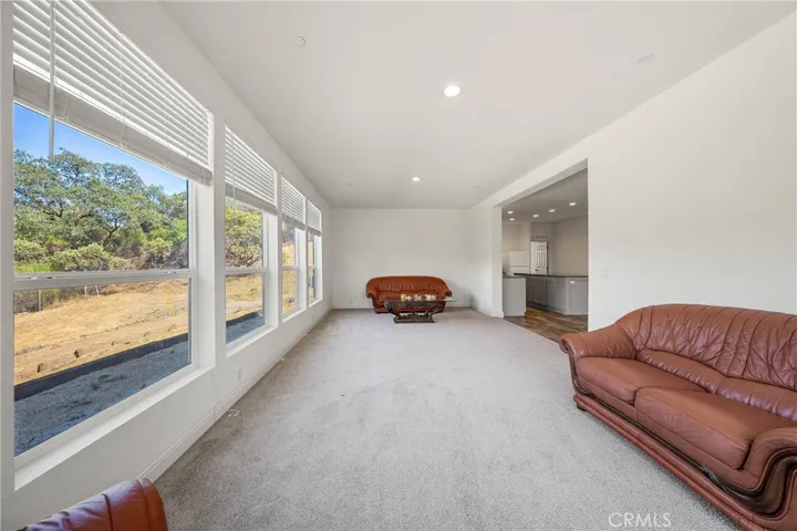 85 Hiatt Road, Cloverdale, California 95425