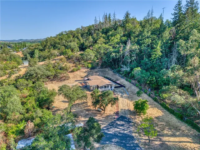 85 Hiatt Road, Cloverdale, California 95425