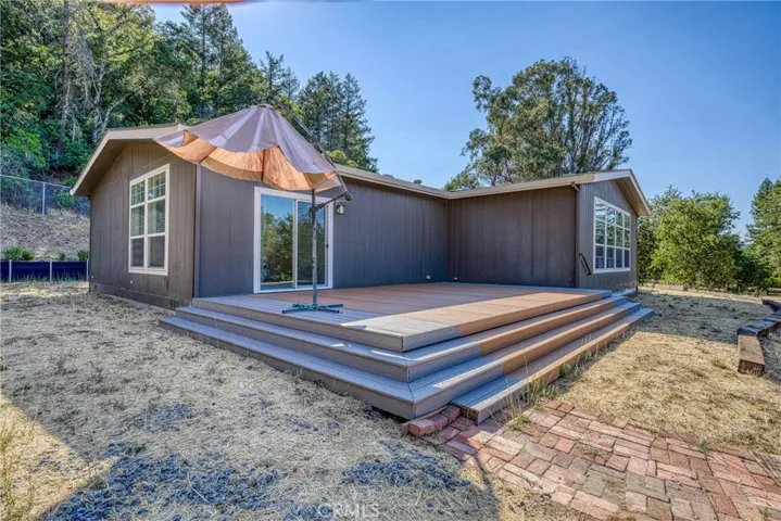85 Hiatt Road, Cloverdale, California 95425