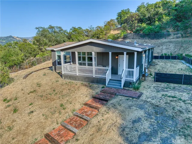 85 Hiatt Road, Cloverdale, California 95425
