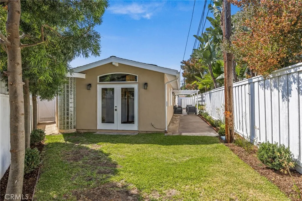 224 Pauline Place, Costa Mesa, California 92627 home-pic-40