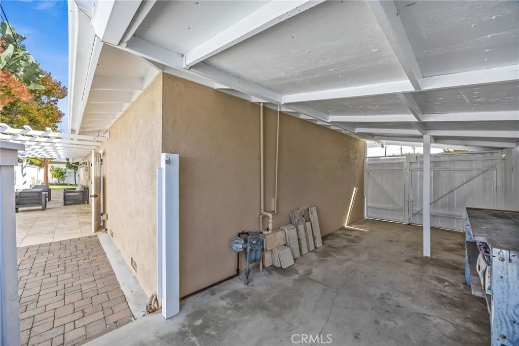 224 Pauline Place, Costa Mesa, California 92627 home-pic-37