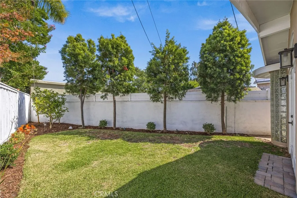 224 Pauline Place, Costa Mesa, California 92627 home-pic-39