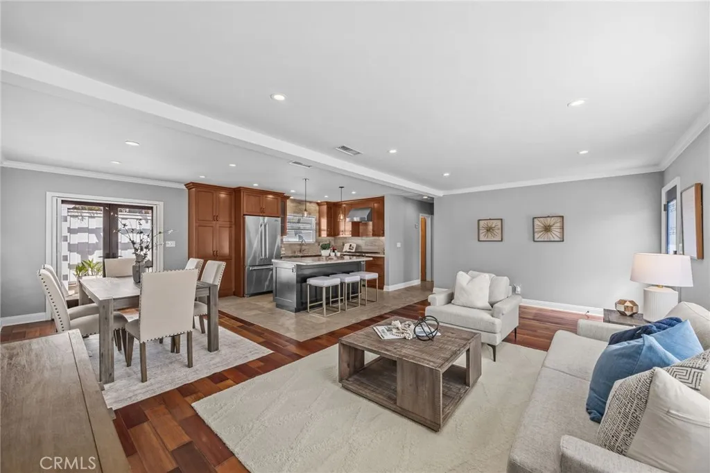 224 Pauline Place, Costa Mesa, California 92627 home-pic-15