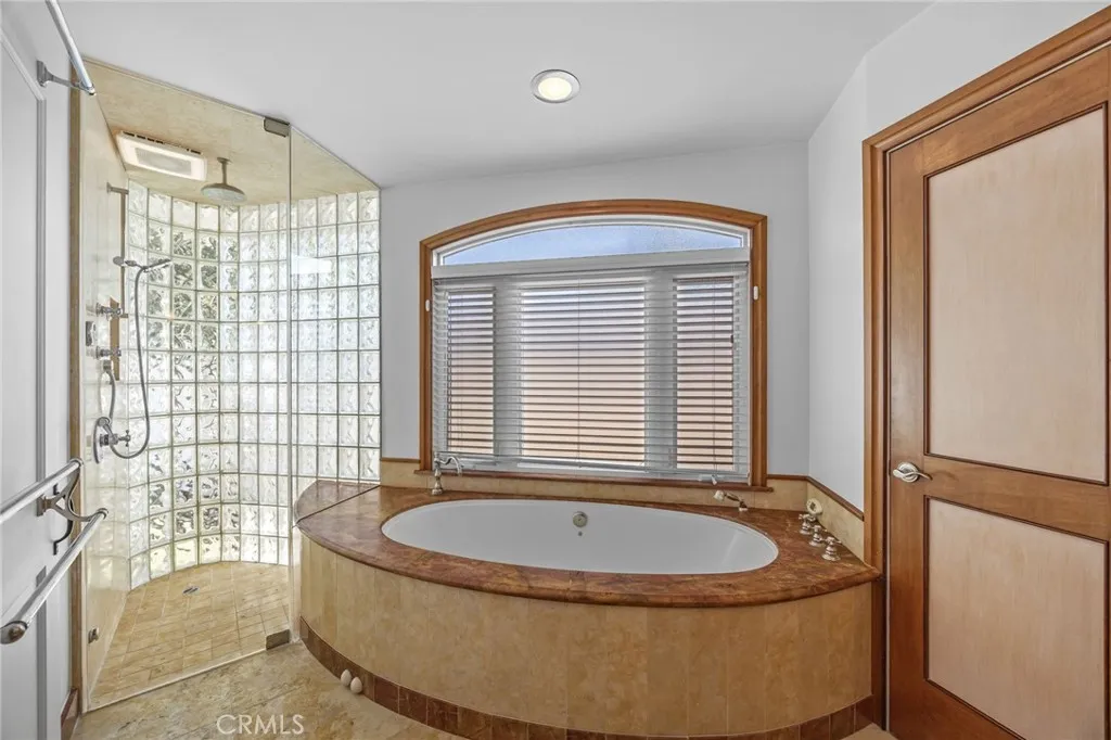 224 Pauline Place, Costa Mesa, California 92627 home-pic-30
