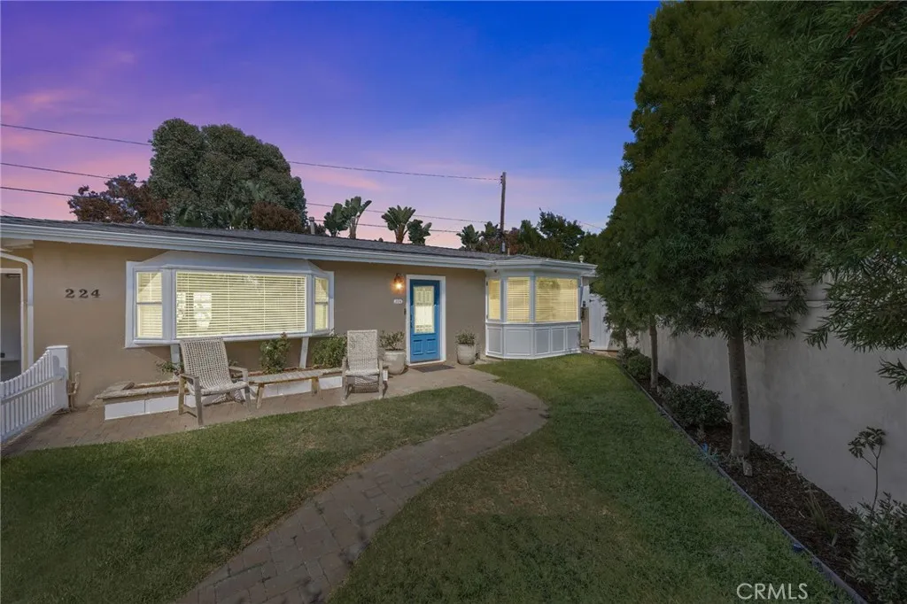 224 Pauline Place, Costa Mesa, California 92627 home-pic-4