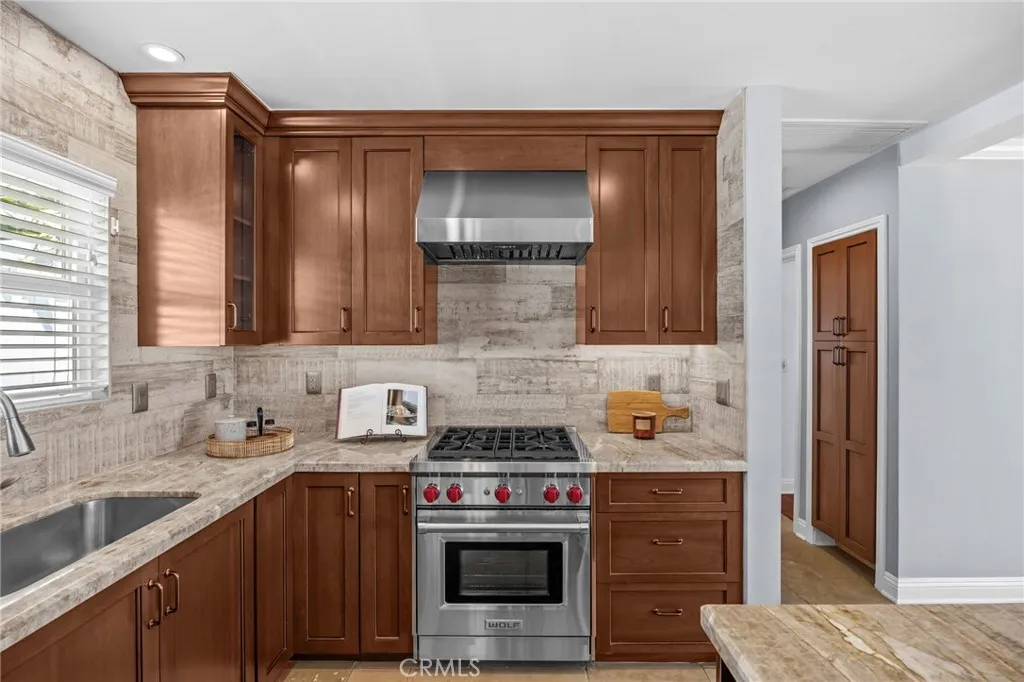224 Pauline Place, Costa Mesa, California 92627 home-pic-23