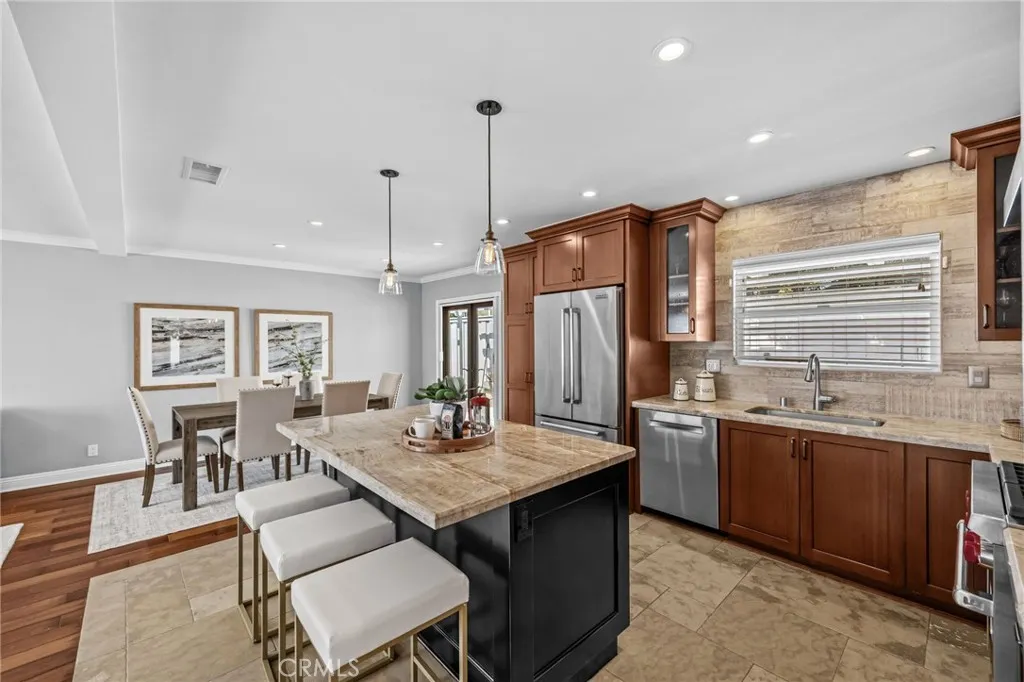 224 Pauline Place, Costa Mesa, California 92627 home-pic-21