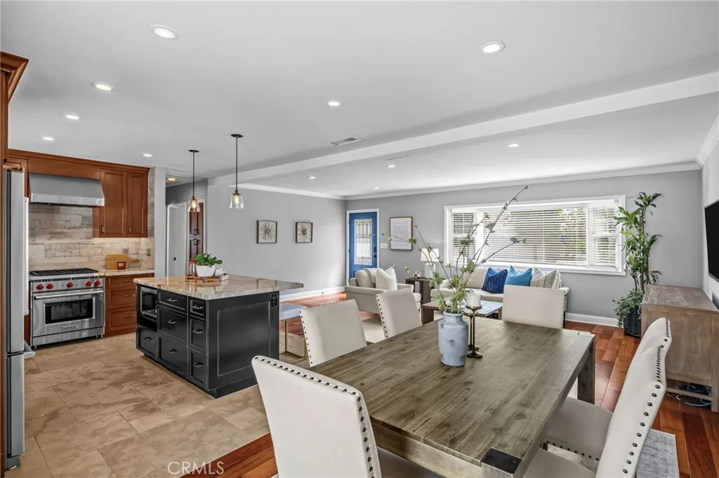 224 Pauline Place, Costa Mesa, California 92627 home-pic-18