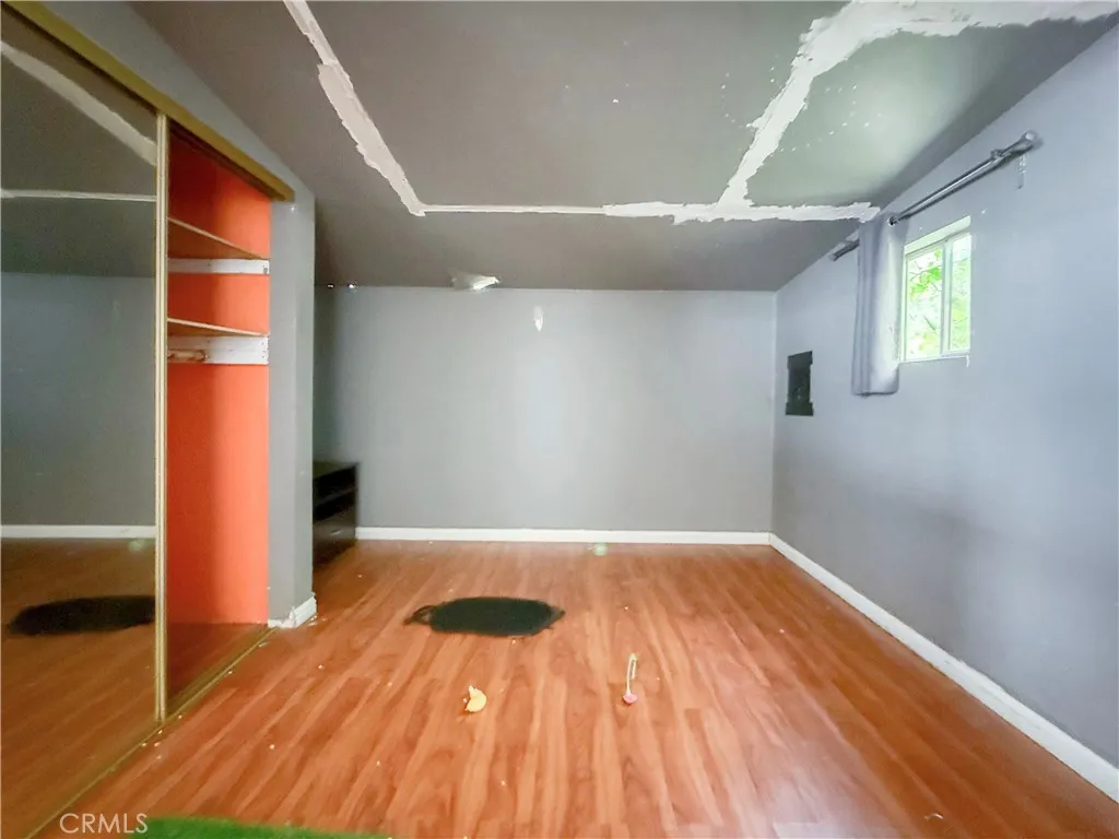 1424 W 152nd Street, Compton, California 90220 home-pic-11