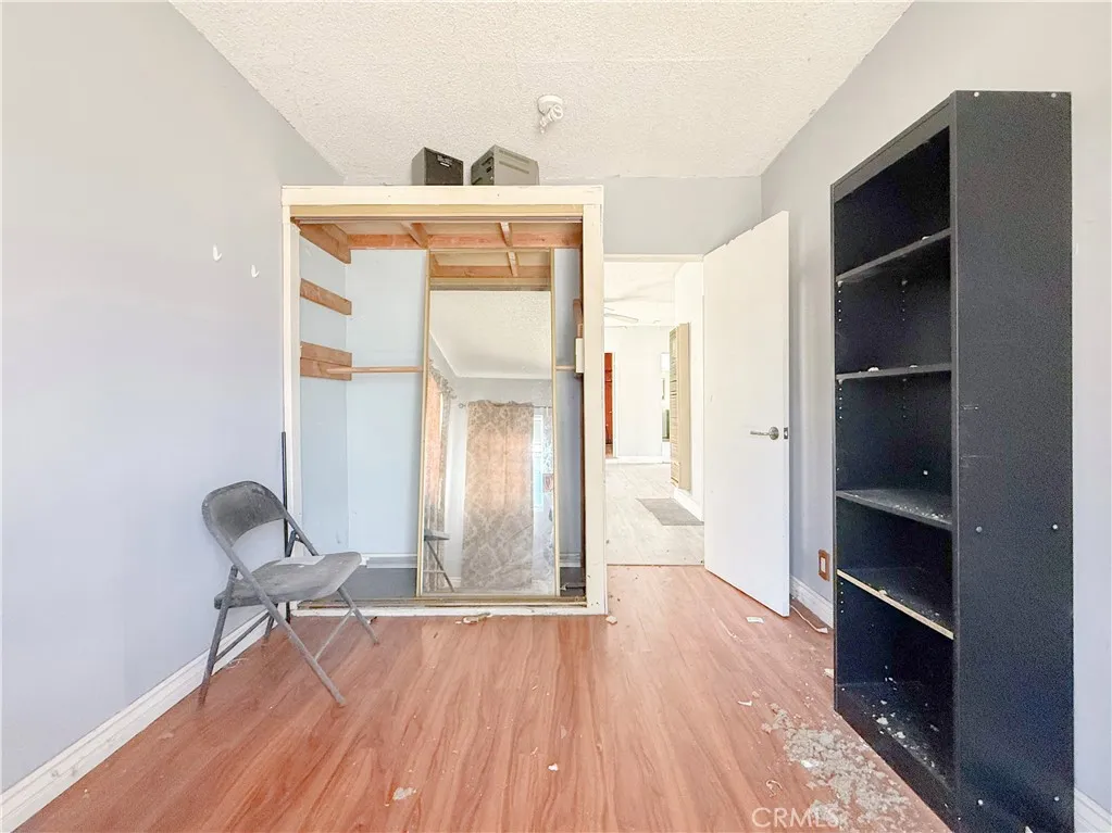 1424 W 152nd Street, Compton, California 90220 home-pic-21
