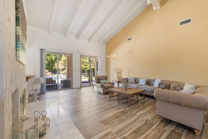 39-web-or-mls-8M4A4571