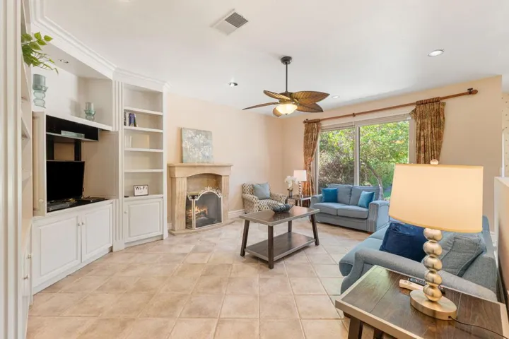 42-web-or-mls-8M4A4636