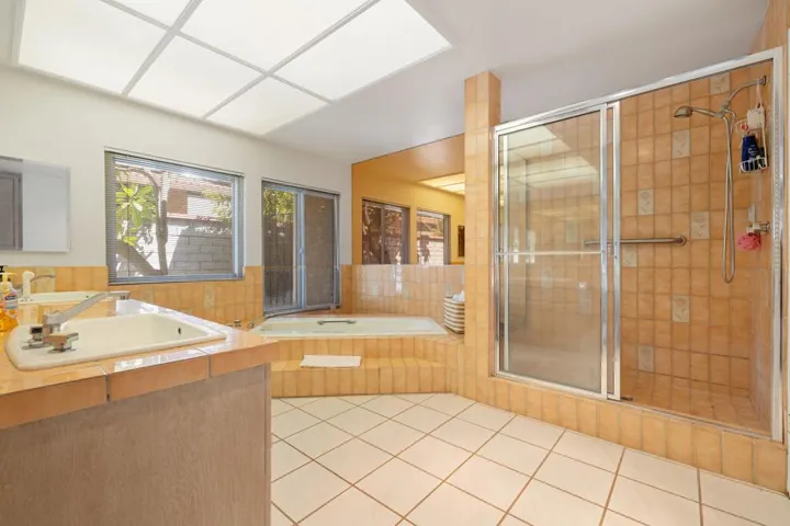 65-web-or-mls-8M4A4529