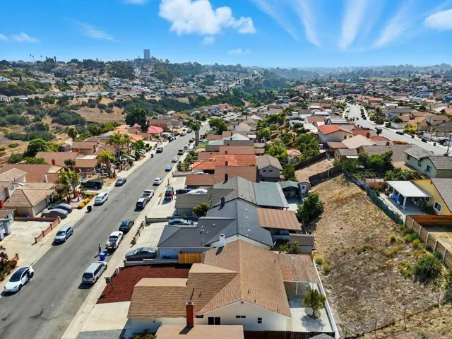 7318 Woodshawn Dr, San Diego, California 92114