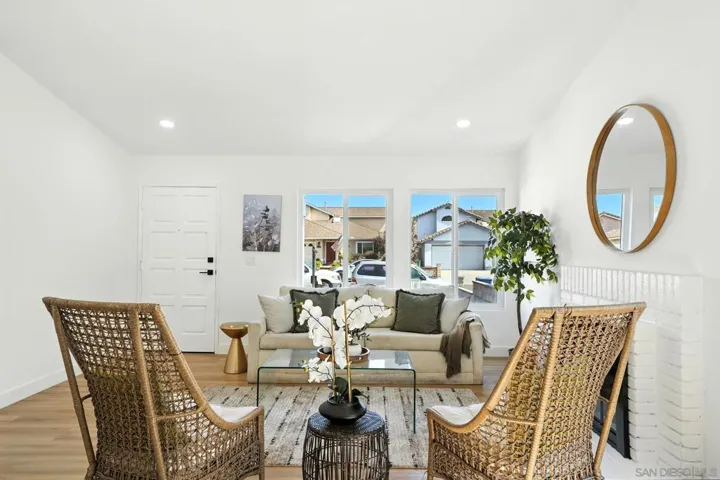 7318 Woodshawn Dr, San Diego, California 92114