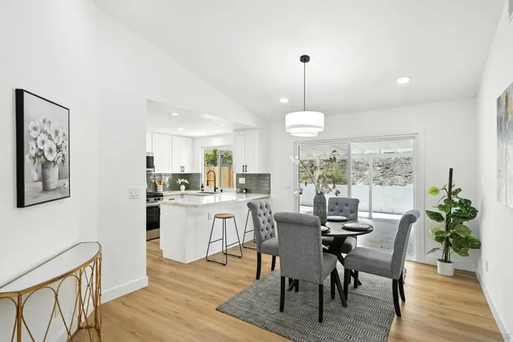 7318 Woodshawn Dr, San Diego, California 92114