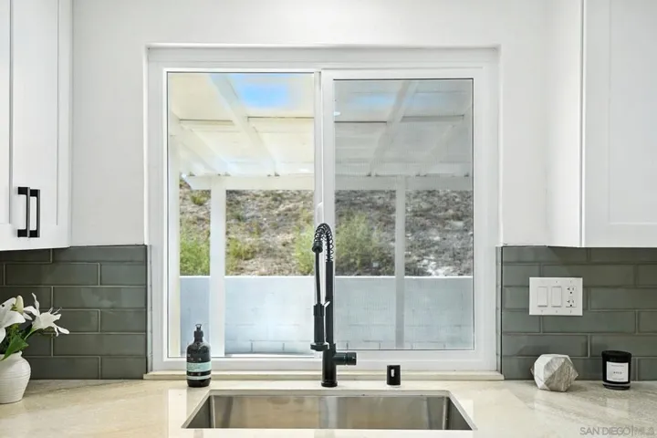 7318 Woodshawn Dr, San Diego, California 92114