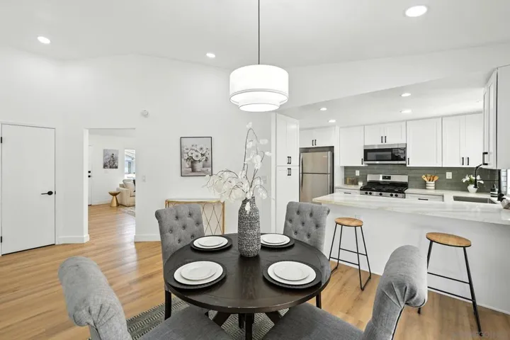 7318 Woodshawn Dr, San Diego, California 92114