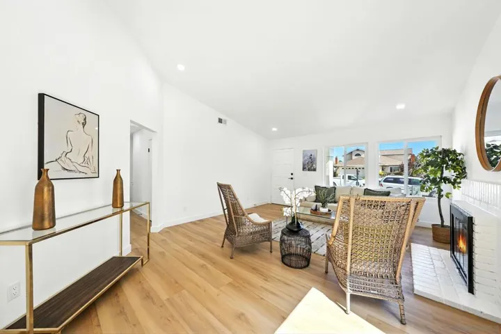 7318 Woodshawn Dr, San Diego, California 92114