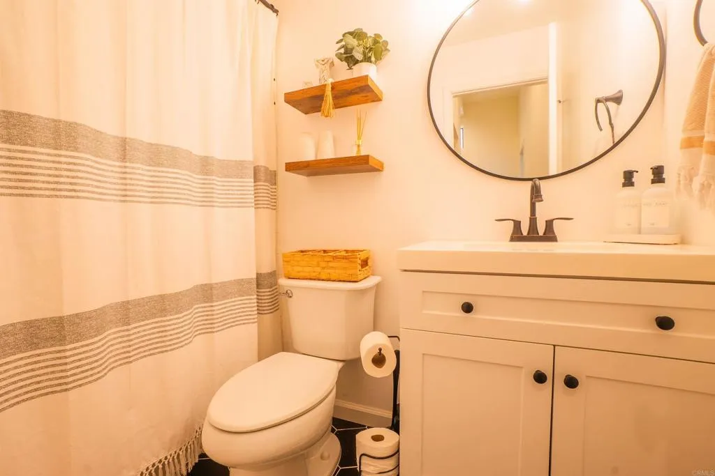 270 Dahlia Ave 5, Imperial Beach, California 91932 home-pic-21