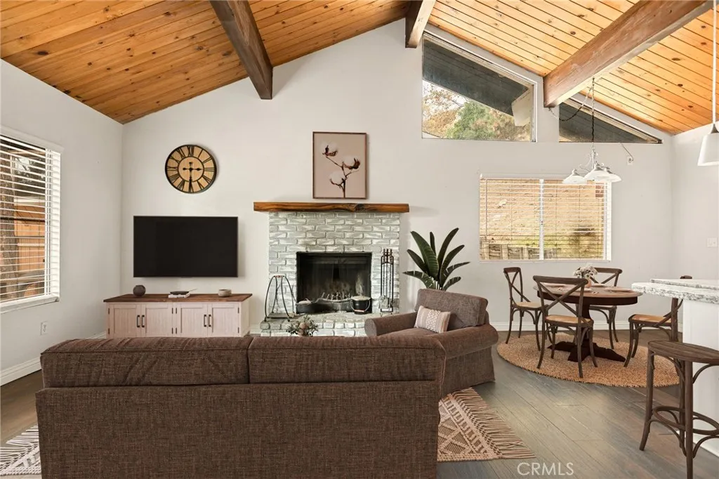 1993 Willow Drive, Running Springs, California 92382 home-pic-7