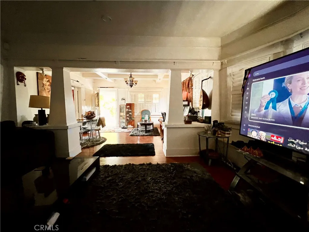 1040 W 45th Street, Los Angeles, California 90037 home-pic-9