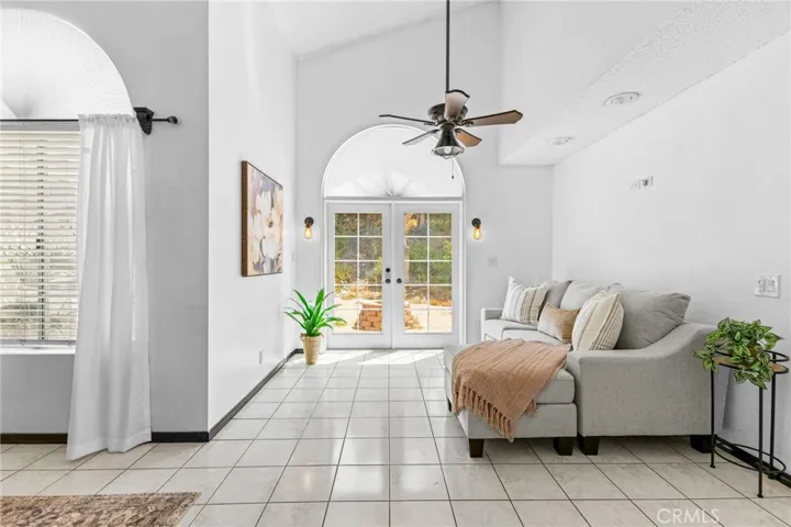 589 S Sutter Avenue, San Bernardino, California 92410