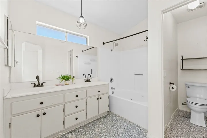 589 S Sutter Avenue, San Bernardino, California 92410