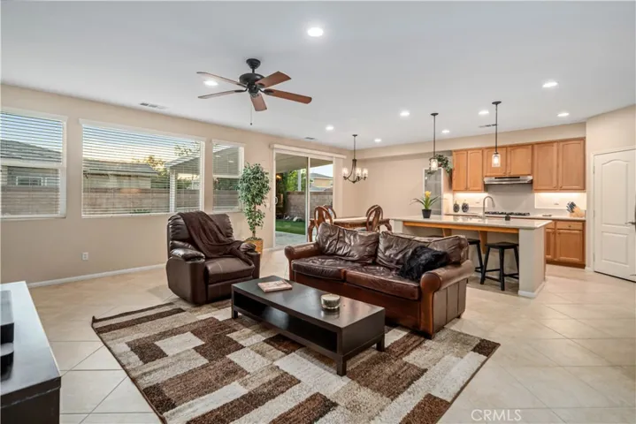 43141 Hampton Street, Lancaster, California 93536