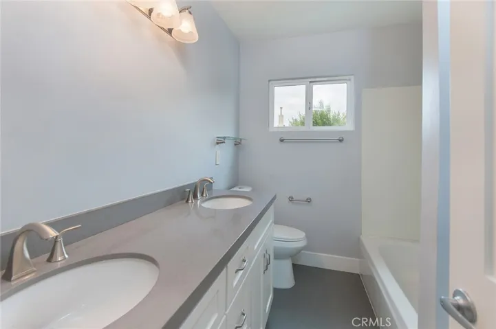 919 14th Street, Hermosa Beach, California 90254