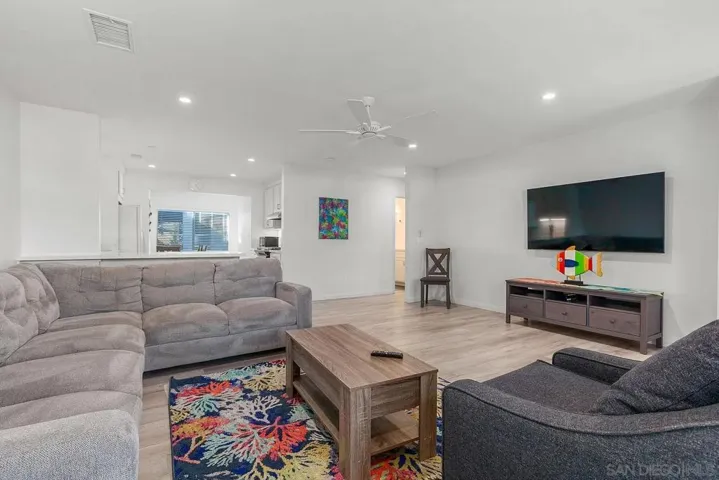 442 3rd St, Encinitas, California 92024