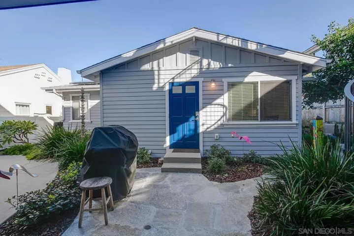 442 3rd St, Encinitas, California 92024