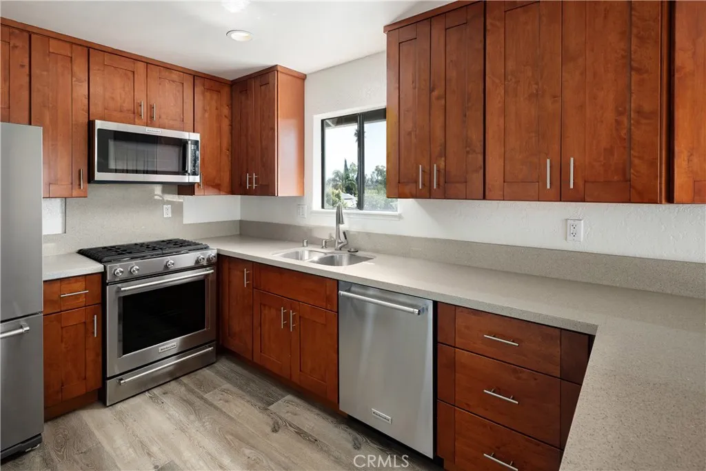 3638 S Main Street D11, Santa Ana, California 92707 home-pic-7