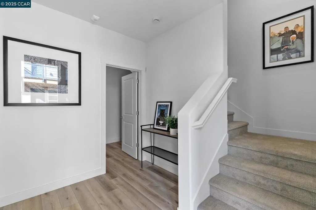 27276 Cosmo Ct, Hayward, California 94541 home-pic-4