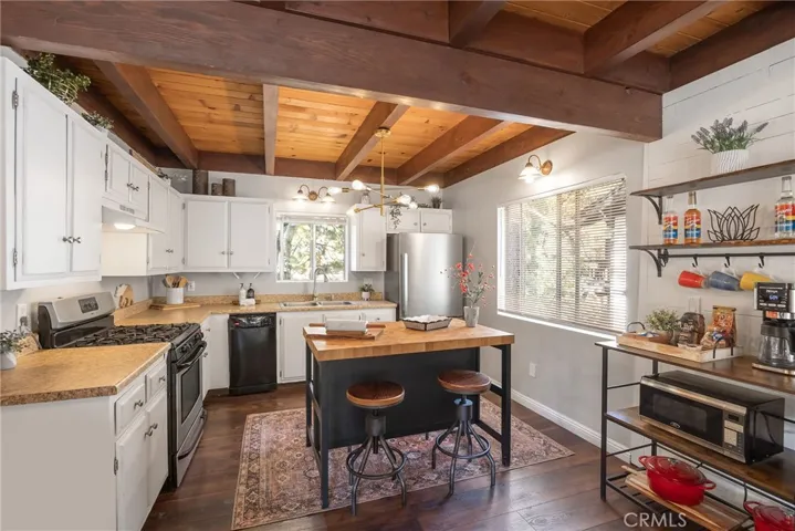 1180 S Sheephorn Road, Big Bear City, California 92314