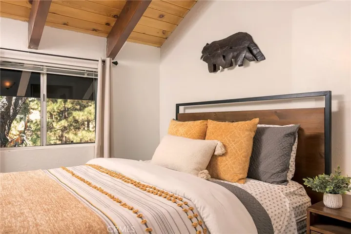 1180 S Sheephorn Road, Big Bear City, California 92314