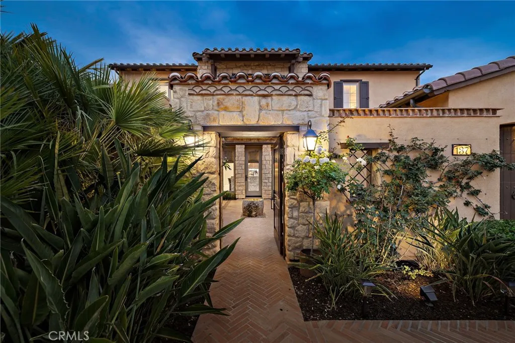 137 Sunset, Irvine, California 92602 home-pic-5