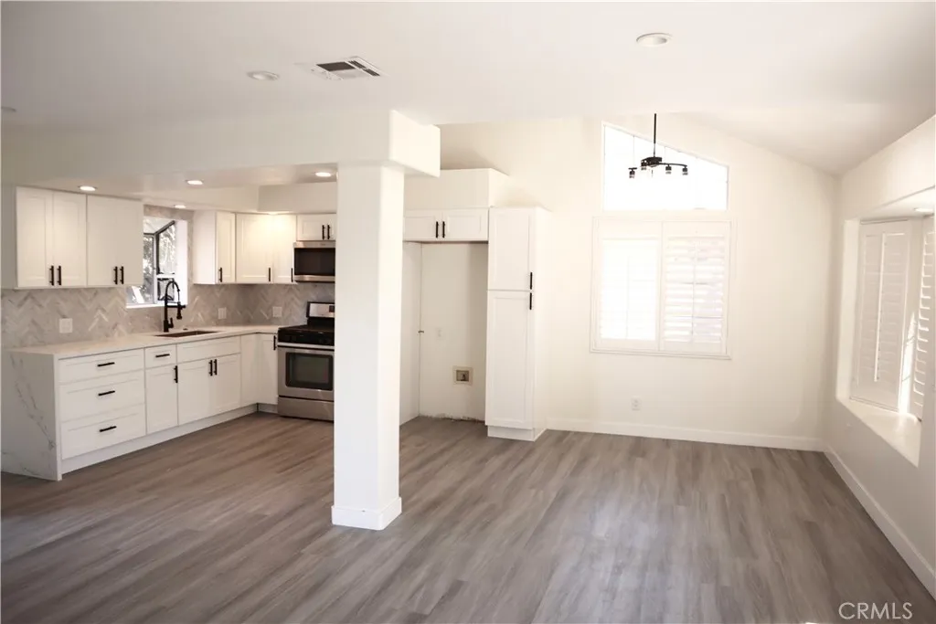 10535 Myrtle Street, Downey, California 90241 home-pic-7