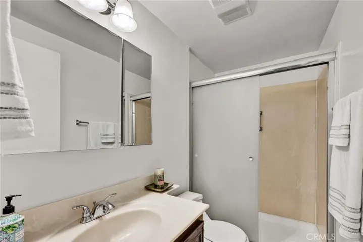 Primary Suite Bathroom