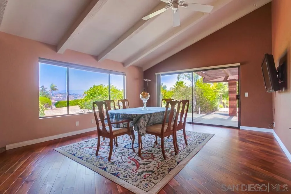 6411 Via De La Reina, Bonsall, California 92003 home-pic-17