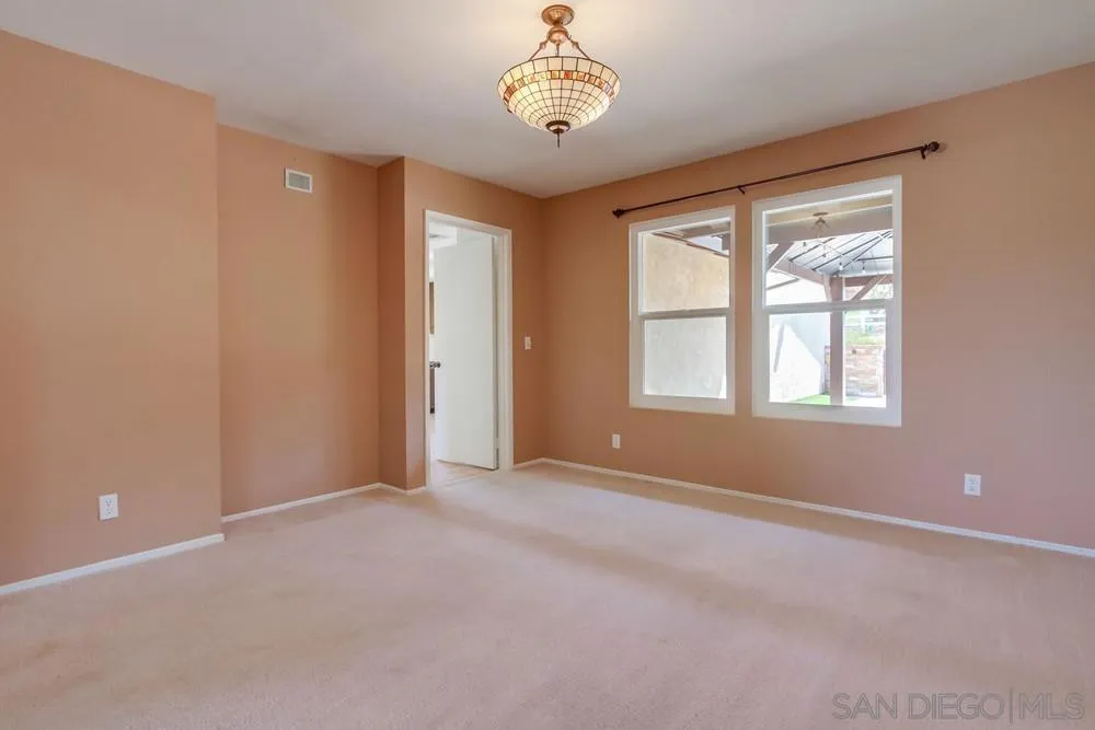 6411 Via De La Reina, Bonsall, California 92003 home-pic-28