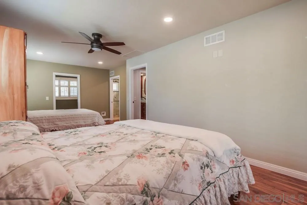 6411 Via De La Reina, Bonsall, California 92003 home-pic-43
