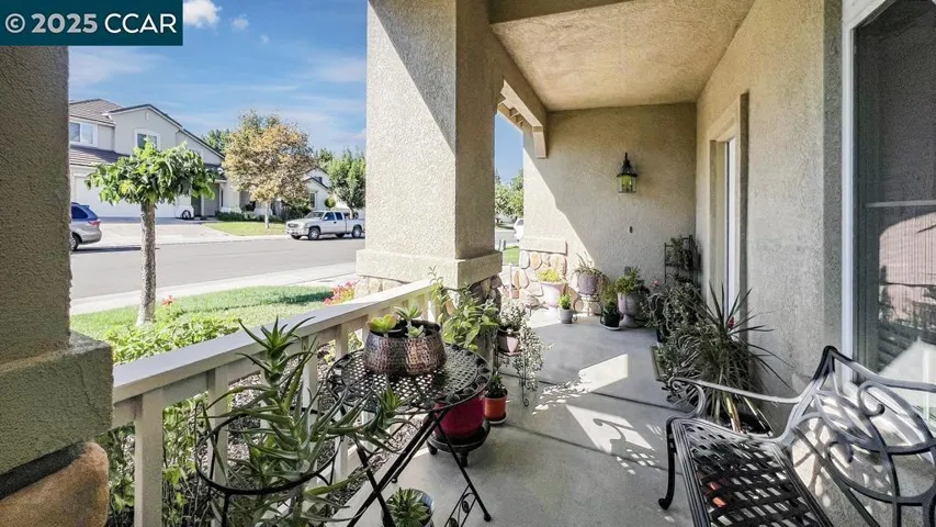 10552 Clarks Fork Cir, Stockton, California 95219