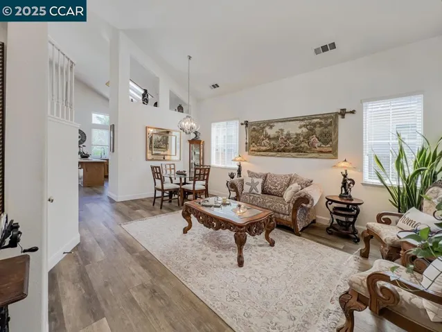 10552 Clarks Fork Cir, Stockton, California 95219