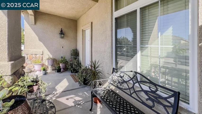 10552 Clarks Fork Cir, Stockton, California 95219