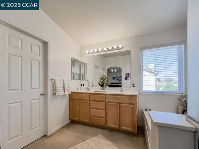 10552 Clarks Fork Cir, Stockton, California 95219