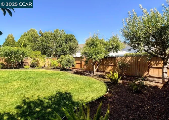 10552 Clarks Fork Cir, Stockton, California 95219