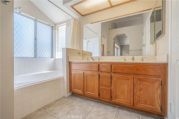 27733 Desert Place, Castaic, California 91384